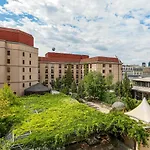 The Westin Grand מלון 5*