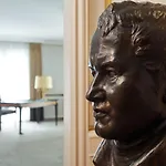 The Westin Grand מלון 5*