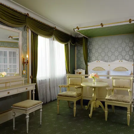 호텔 The Westin Grand 5*