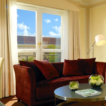 The Westin Grand 5*