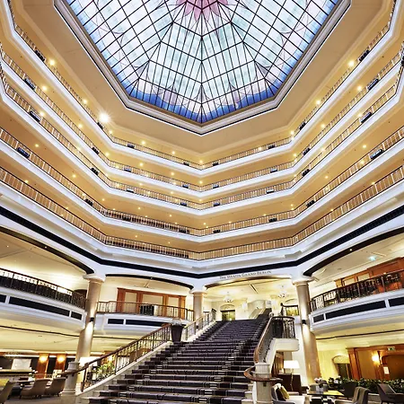 The Westin Grand Szálloda