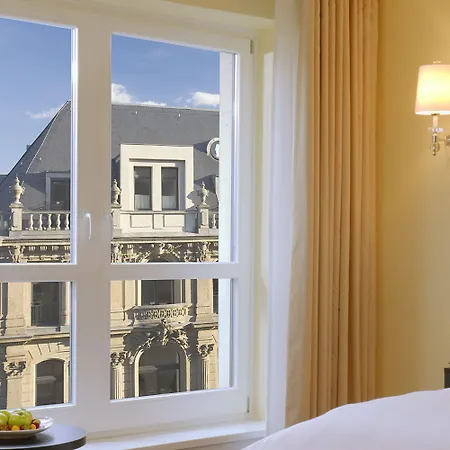 The Westin Grand 5*