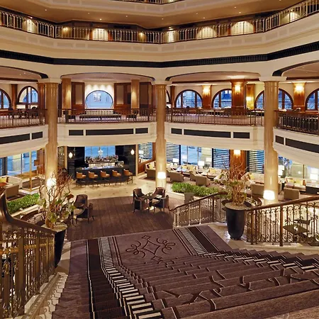 The Westin Grand Szálloda