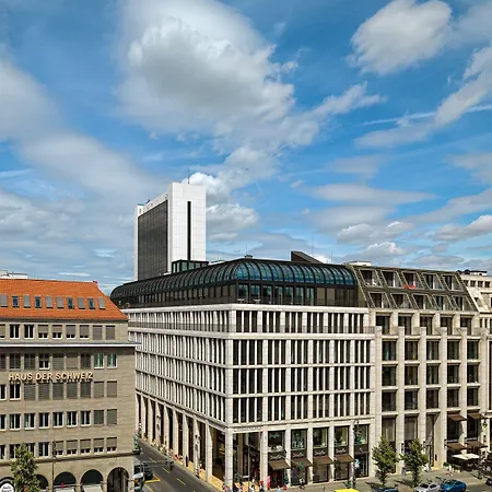 The Westin Grand Szálloda