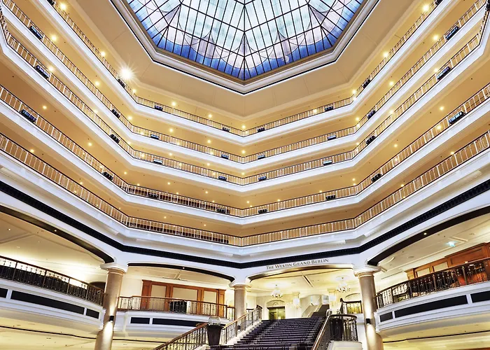 The Westin Grand فندق